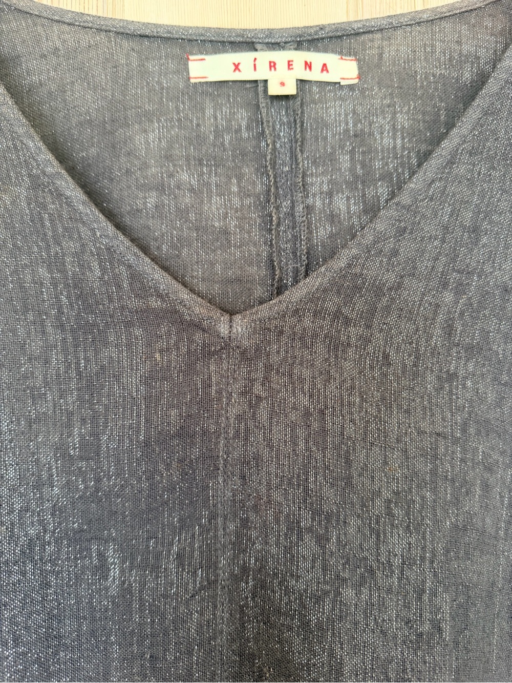 XiRENA Shimmery Charcoal V-Neck Tunic